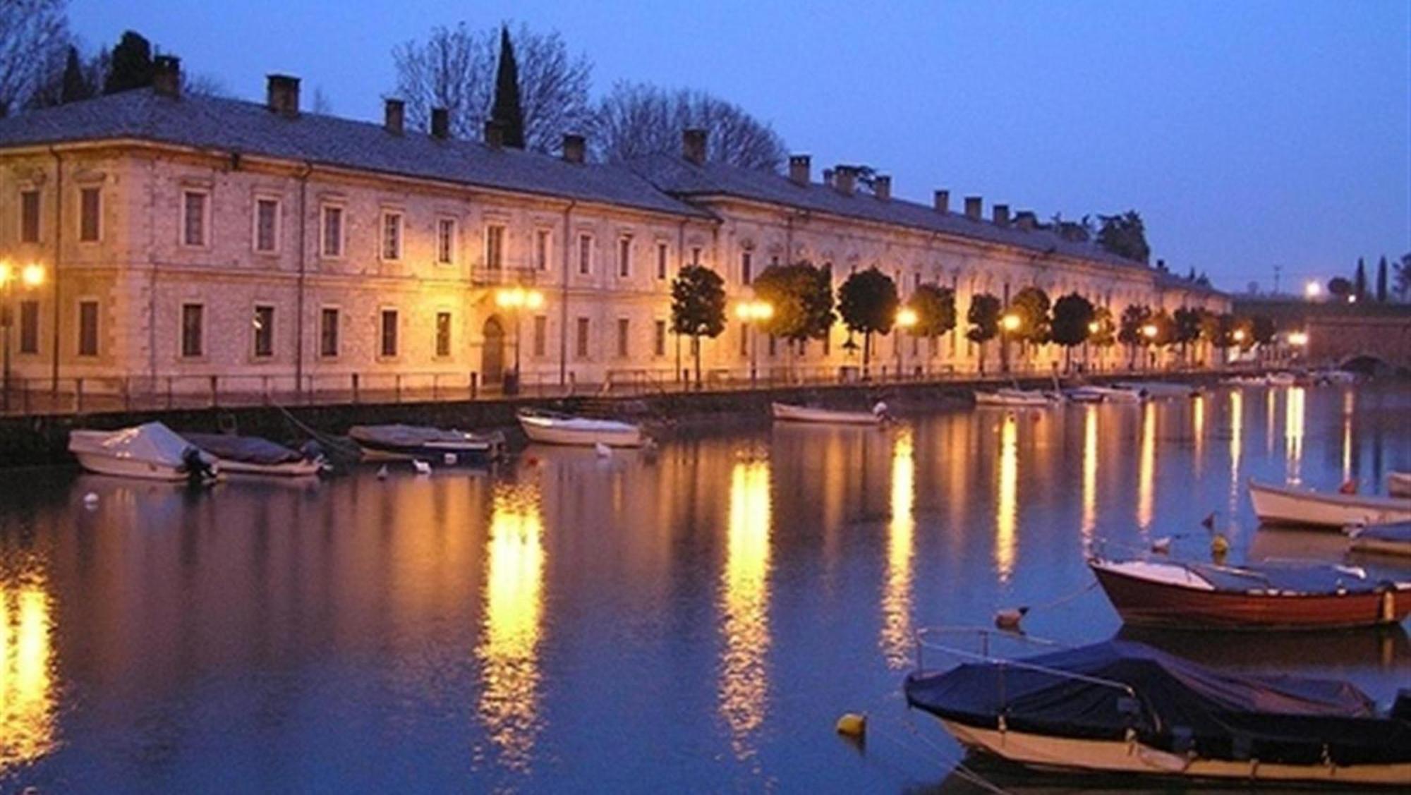 Cappuccini Appartments Peschiera del Garda Exterior foto